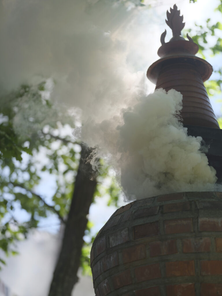 Stupa for Sang offering in Cziamma Ling